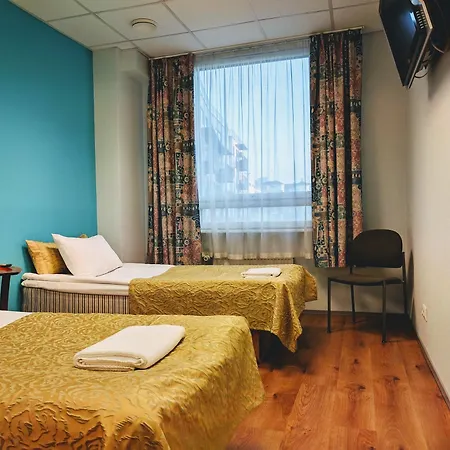 Center Hotel 2*