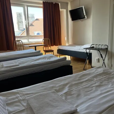 Center Hotel