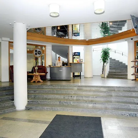 Center Hotel 2*